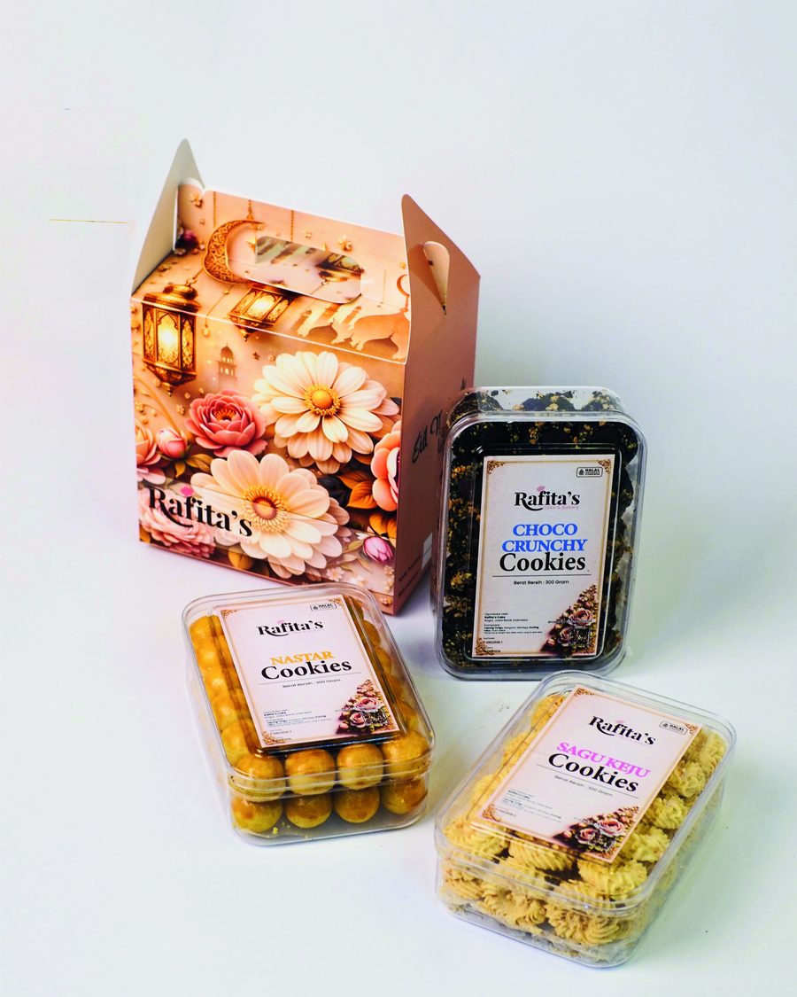 Kue kering Rafita's dalam toples dan kemasan